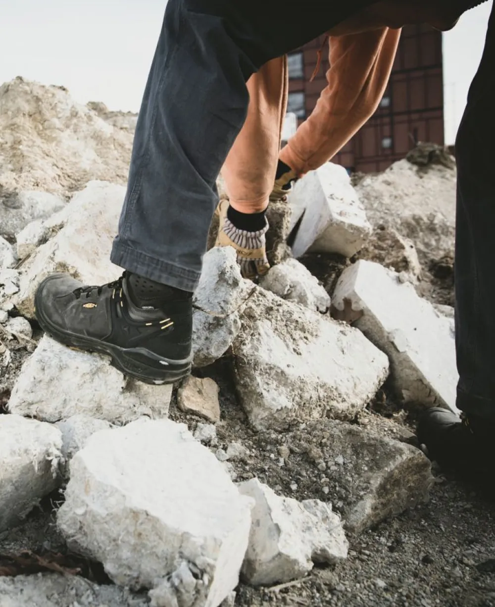 Discount Men'S Dover 6" Waterproof (Carbon-Fiber Toe) | Magnet/Black Men Work Boots & Shoes
