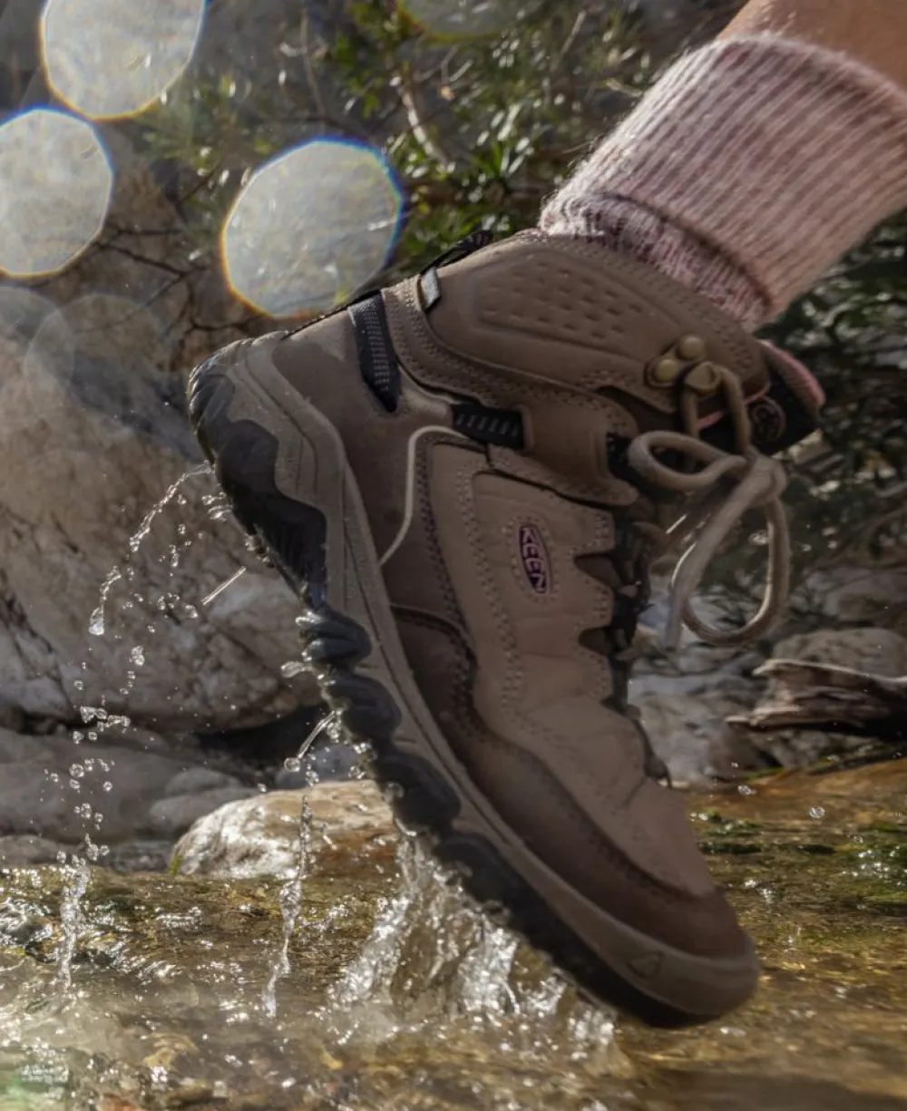Clearance Women'S Targhee Iv Wide Waterproof Hiking Boot | Brindle/Nostalgia Rose Women Boots
