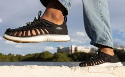 Clearance Women'S Uneek O3 Sneaker Sandal | Black/Star White Women Sandals